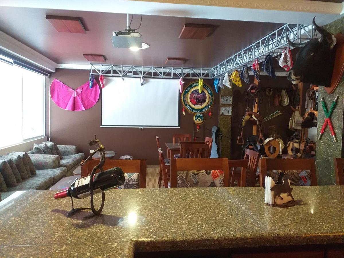 Hostal Resto - Bar "El Penon" อาเลาซี ภายนอก รูปภาพ